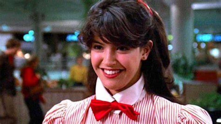 Remember Phoebe Cates? Here's What She Looks Like Now!