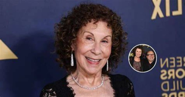 Rhea Perlman Net Worth Net Worth Lists