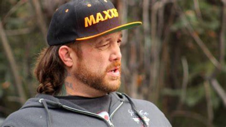 Rick Ness is hiring a mechanic for the Yukon ・ popular.pics ・ Viewer