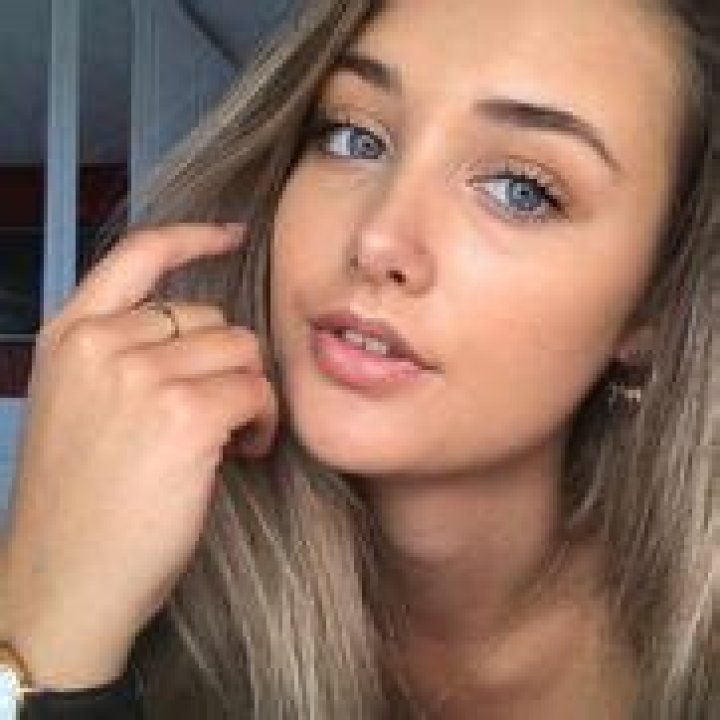 Rosie Lewis Sidemen Wiki Fandom