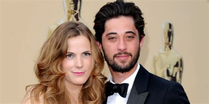 Ryan Bingham and Anna Axster Oscars 2010 Red Carpet Pictures 82nd
