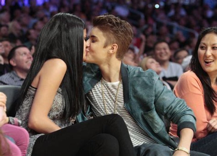 Selena Gomez Admits to Love, Sex with Justin Bieber