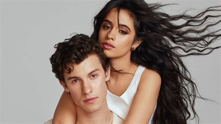 Shawn Mendes and Camila Cabello out in Los &Aacute;ngeles Camila cabelo