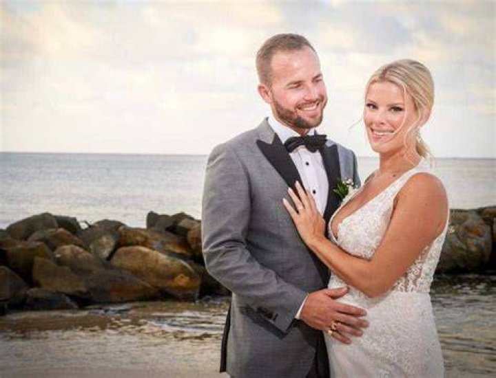 Sherry Holmes is Married to Blake Steed, Brain Tumor, Net Worth