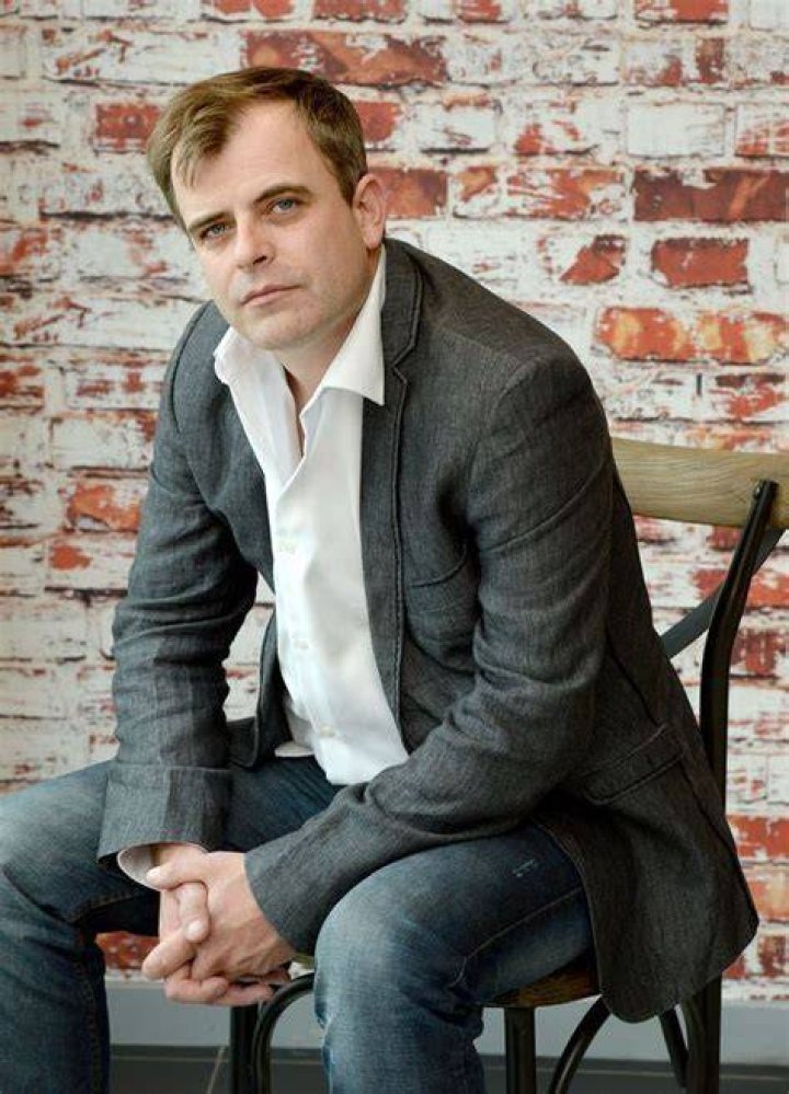 Simon Gregson