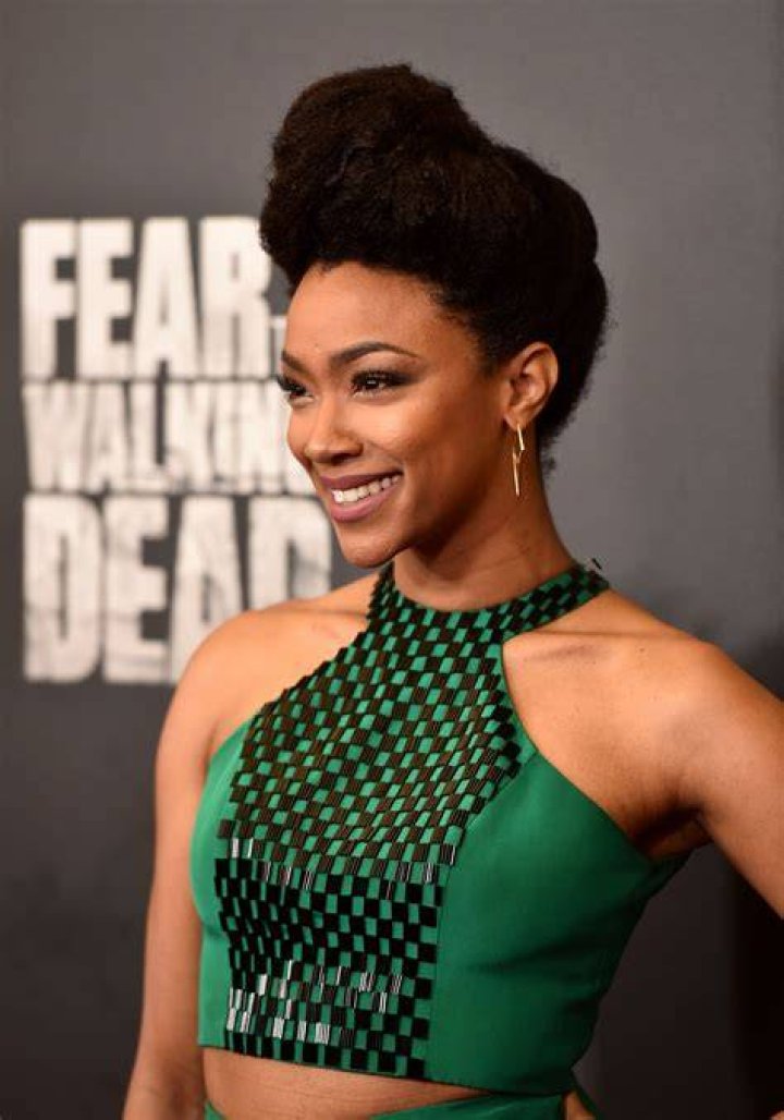 Sonequa Martin-Green 33 years