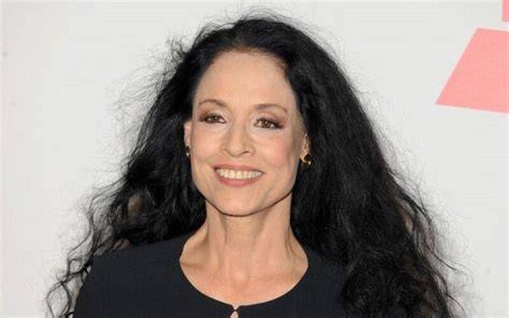 Sonia Braga Net Worth ·