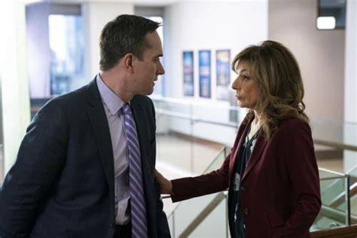 Succession Photo Jeannie Berlin, Matthew Macfadyen 28 sur 57 AlloCin&eacute;
