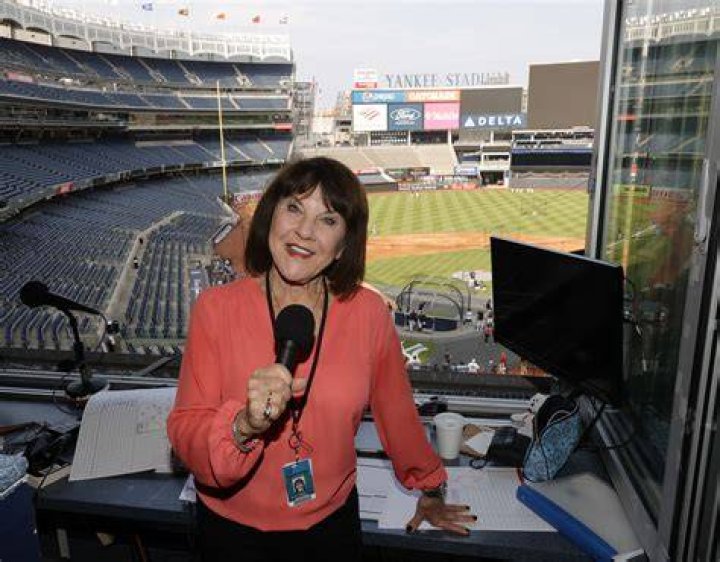 Suzyn Waldman rips Yankees on hot mic 'God, this is boring'