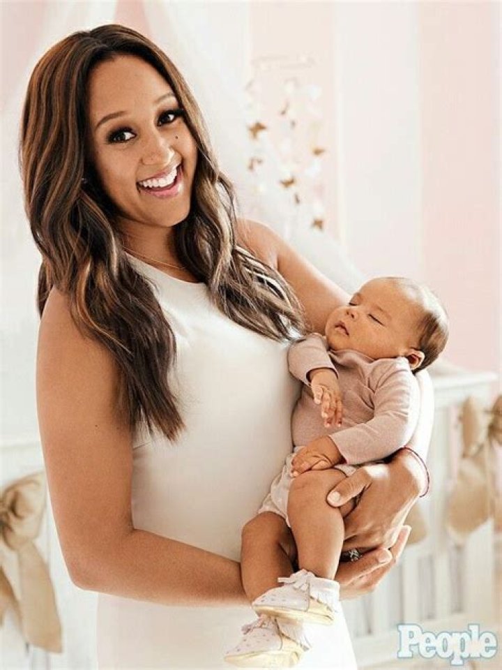 Tamera MowryHousley Debuts Baby Ariah Entertainment Rundown