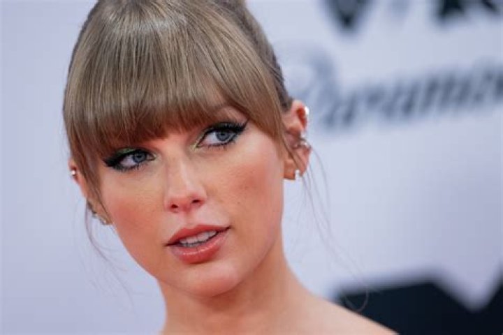 Taylor Breeseys Gesicht enth&uuml;llt Warum der SocialMediaStar ihr