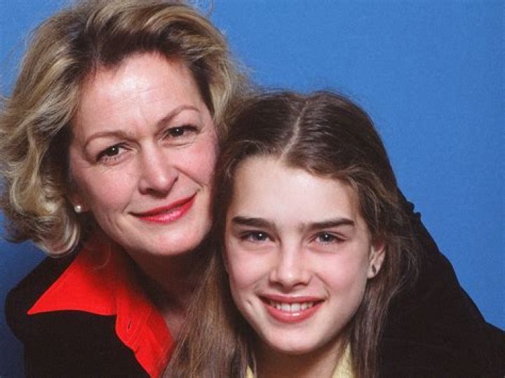 Teri Shields Bio, Movies and TV Shows, Height, Family, Young, Education ·