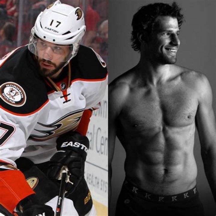 The Best 29 Nhl Shirtless Hockey Players krappsaires