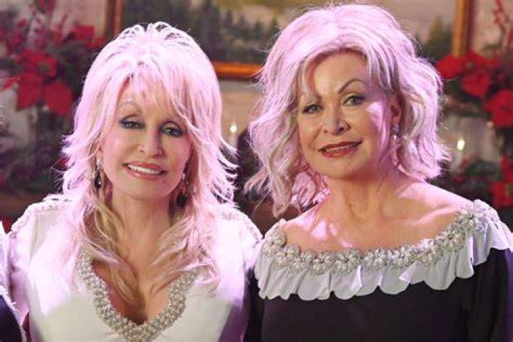 The Unsung Sister Behind Dolly Parton's Success
