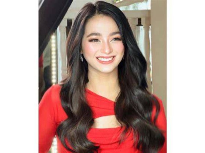 These beautiful ladies are Jeric Raval's daughters GMA Entertainment