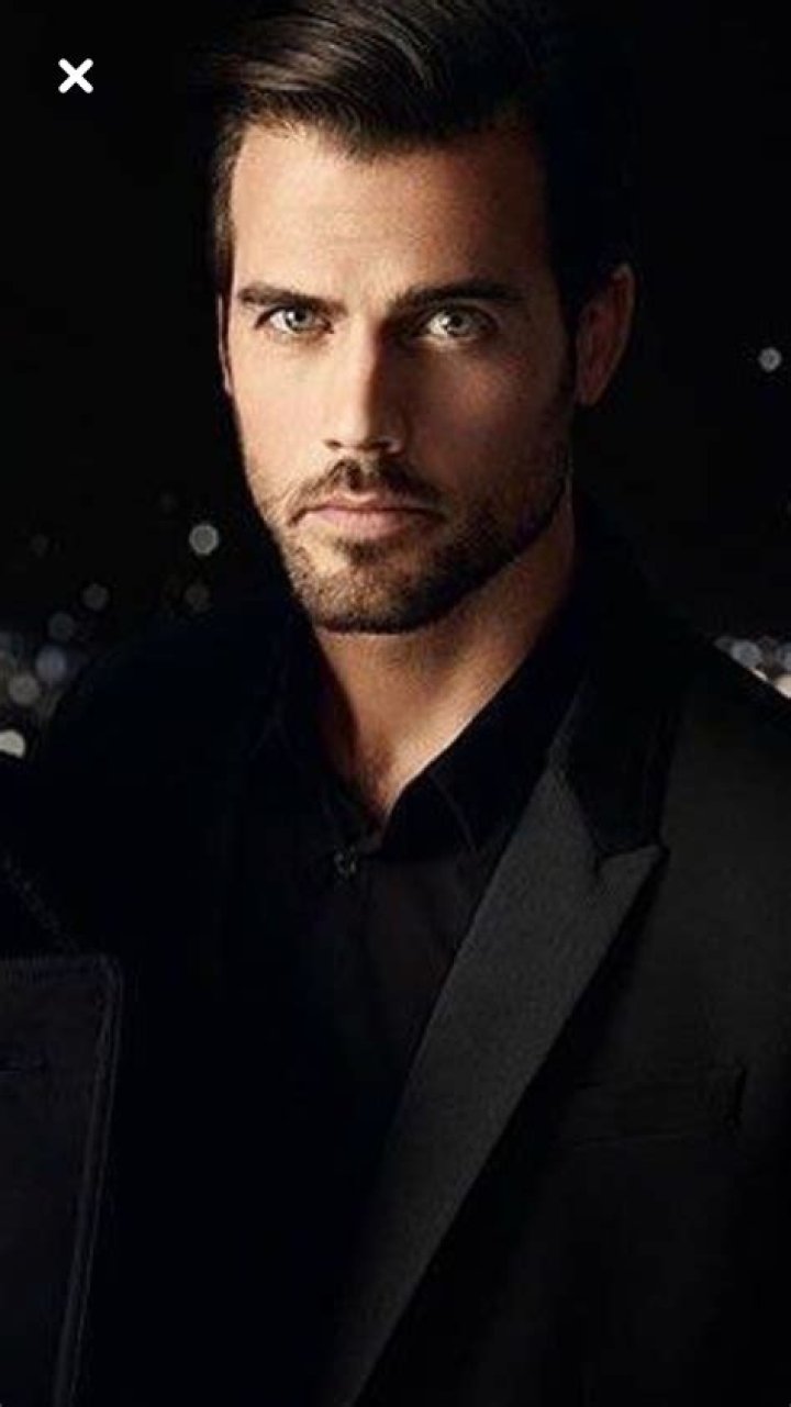 Thomas Beaudoin Profile Images — The Movie Database (TMDB)