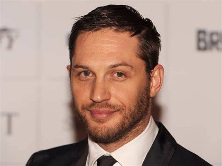 Tom Hardy Age, Net Worth, Wife, Family, Children and Biography