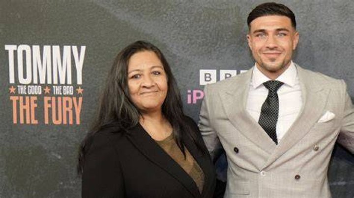Tommy Fury Parents John Fury