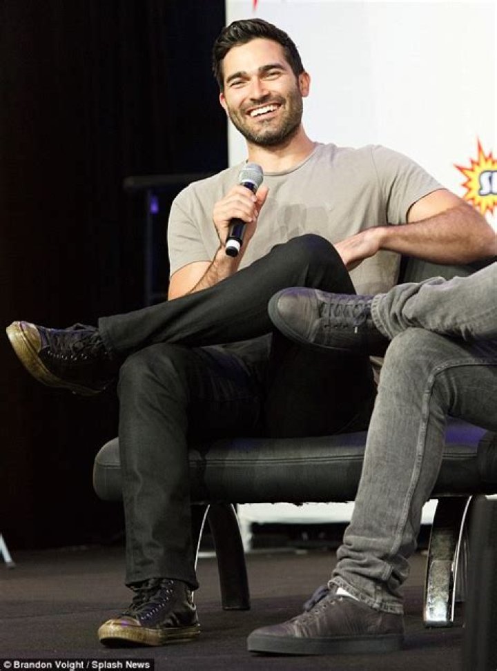 Tyler Hoechlin cuts a casual figure during Q&A with fans at Supanova in