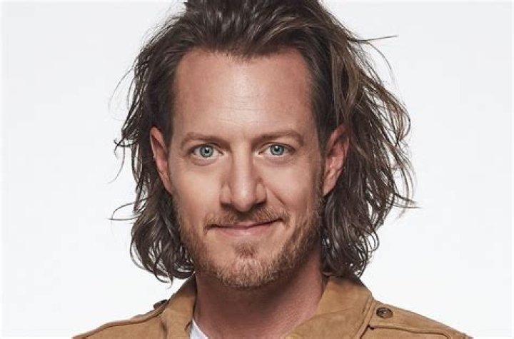 Tyler Hubbard Hits Historic Heights on Country Airplay Chart With '5