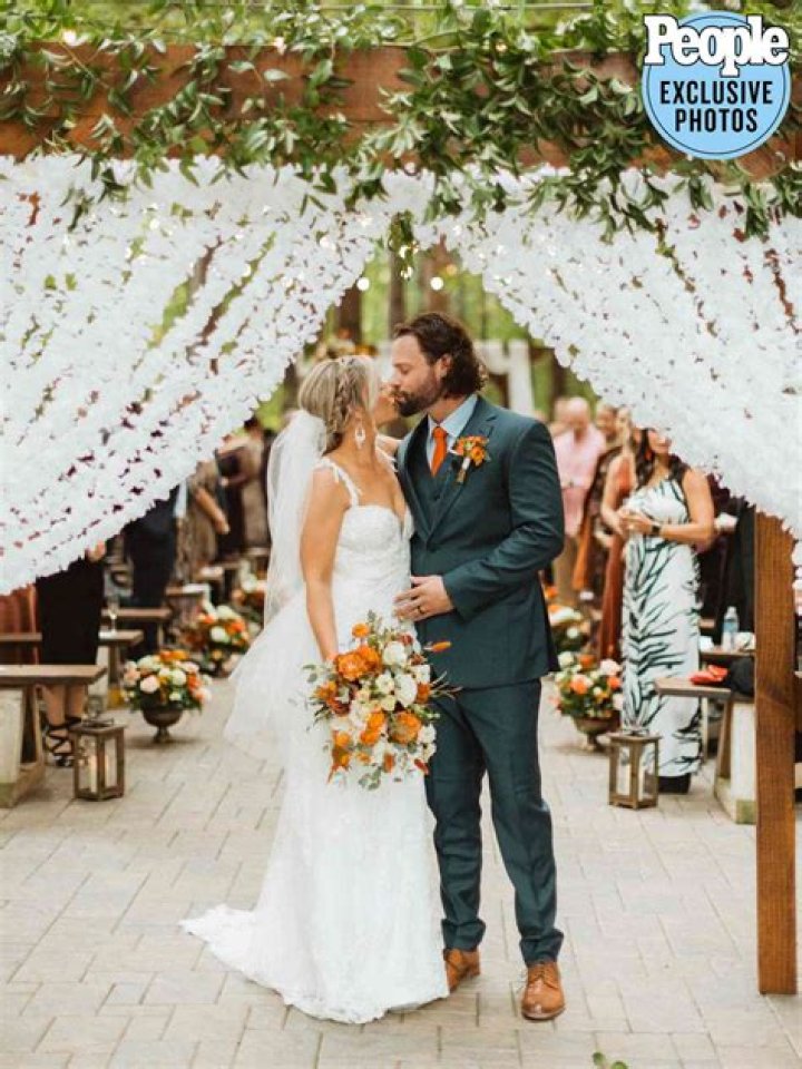 Unveil The Enchanting Tale Of Lee Brice's Wedding: Unseen Moments, Untold Stories