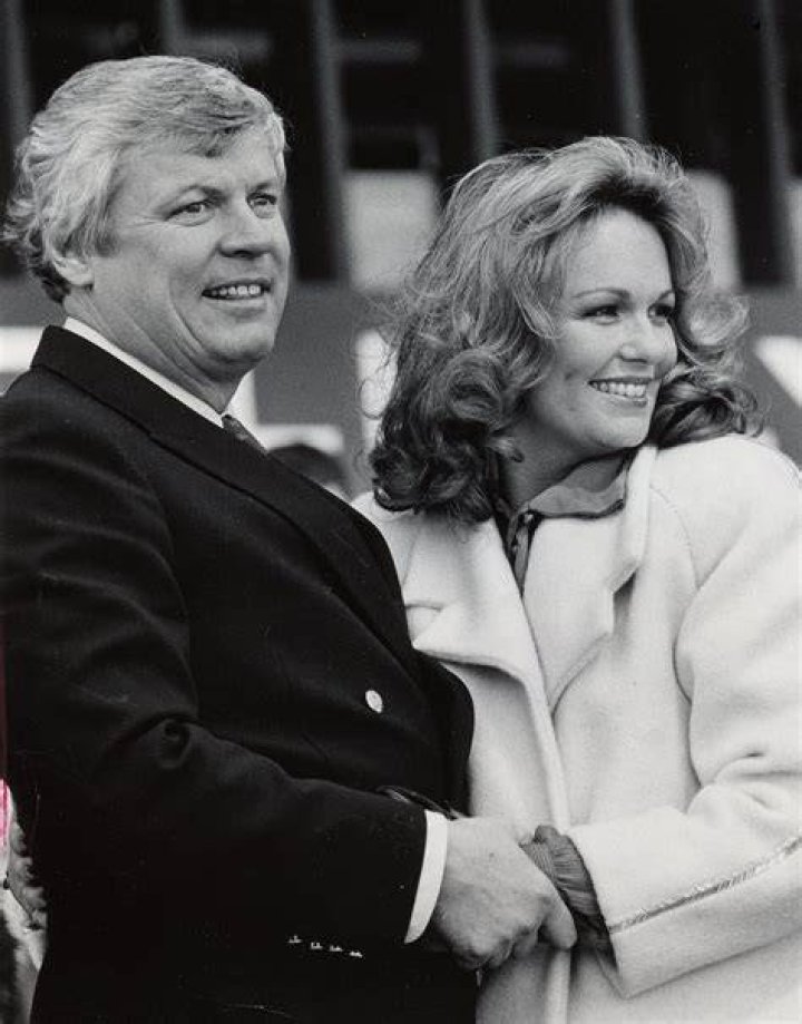 Unveiling The Legacy And Impact Of Phyllis George's Children