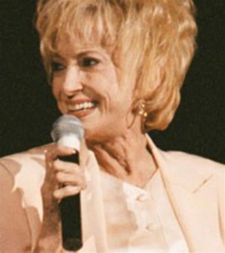 Unveiling The Secrets Behind Tammy Wynette's Last Photo