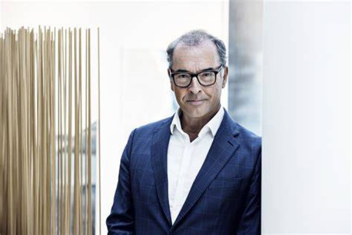VivaBlog | Fame | Mads Krogsgaard Thomsen net worth and salary income estimation Jan, 2024