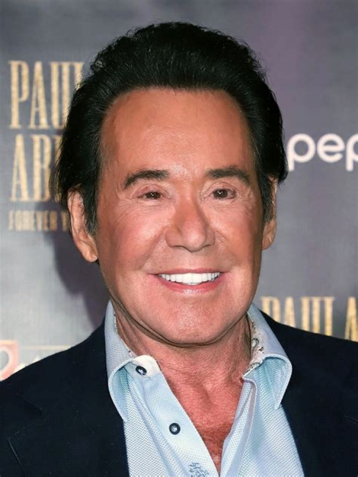 Wayne Newton to Return to Las Vegas Strip Pace.Vegas