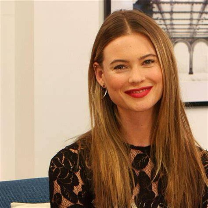 We&rsquo;re Obsessed With Behati Prinsloo&rsquo;s Steamy Instagram Maternity Photos