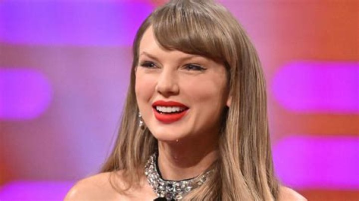 What Does Taylor Swift's Brother Austin Swift Do? She Promoted His