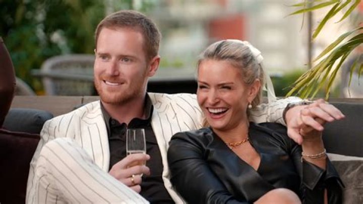 Who Are Still Together and Who Broke Up? ·