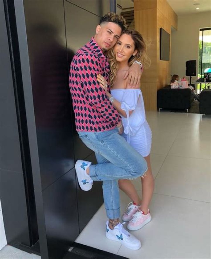 Who is Austin Ekeler&rsquo;s Girlfriend? Meet Melanie Wilking, the Talented Dancer and Tiktok Star