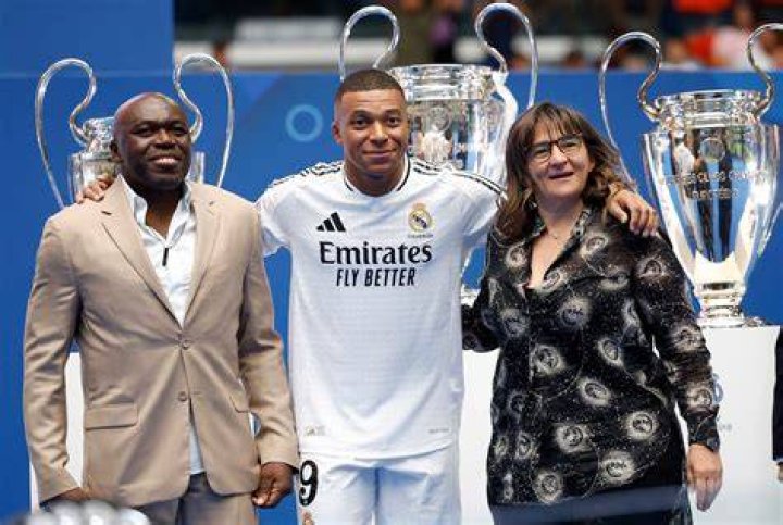 Who Is Fayza Lamari, Kylian Mbapp&eacute;'s Mother?