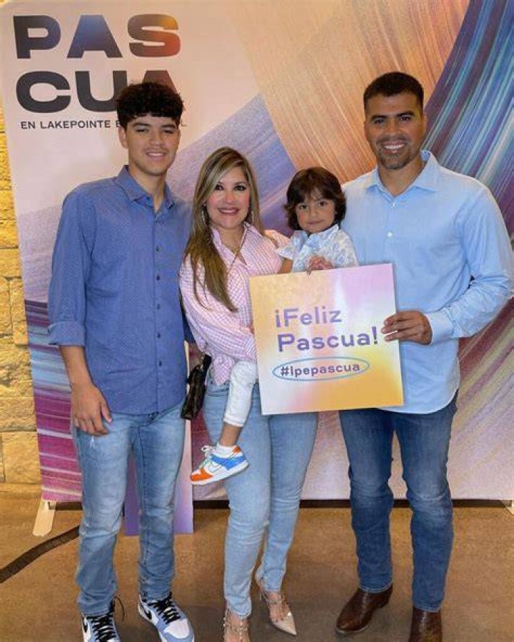 Who Is Heidi Chirinos? ·