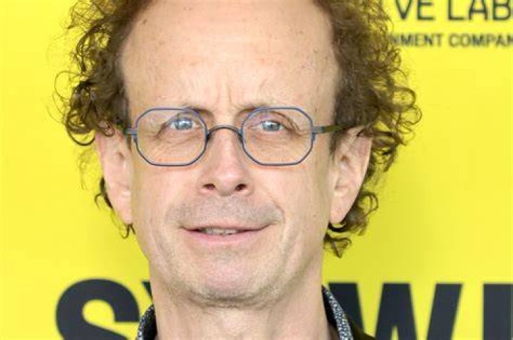 Who is Kevin McDonald Dating Now