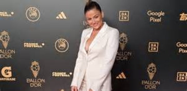 Who is Laure Boulleau Dating Now