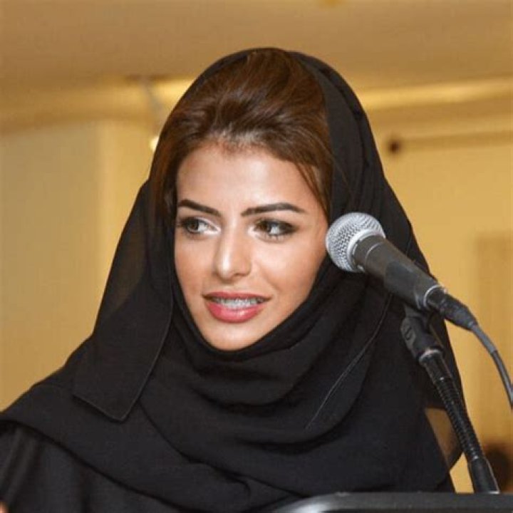 Who Is Mansour bin Zayed Al Nahyans Wife Manal bint Mohammed Al Maktoum?