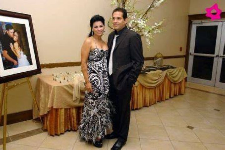 Who Is Olga Tanon's Husband?