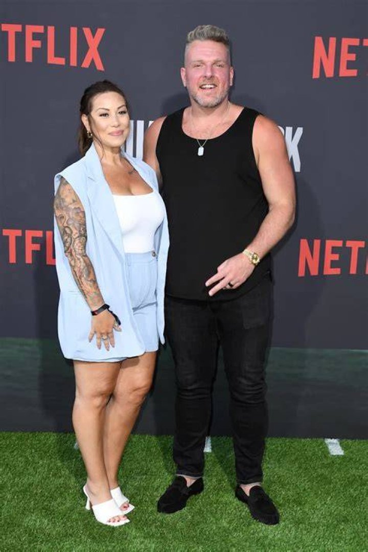 Who Is Pat Mcafee Wife? Samantha Ludy MySportDab