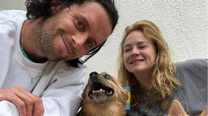 Who is Paul Floyd? Britt Robertson gets married in starstudded ceremony