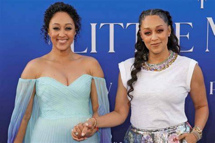 Who Is Tia And Tamera Parents? Motherhoods Bliss
