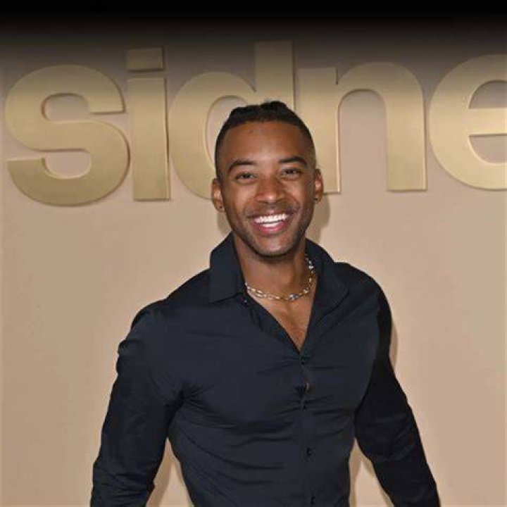 Wiki, Biography, Age, Net Worth ·