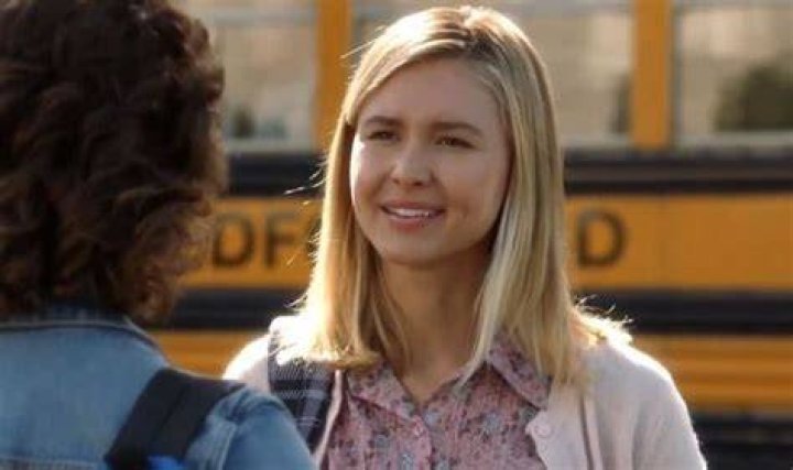 Young Sheldon Who does Isabel May play in the series? Meet the