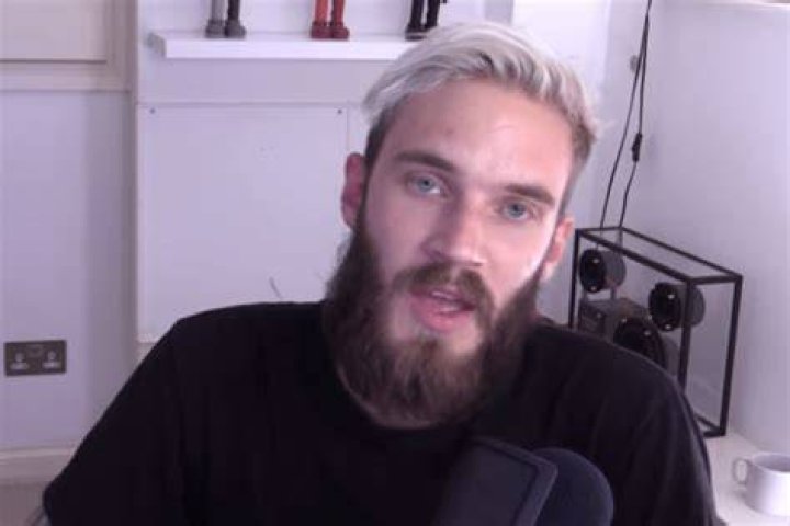YouTubes PewDiePie Apologizes for Using the N-Word: Im Just an Idiot